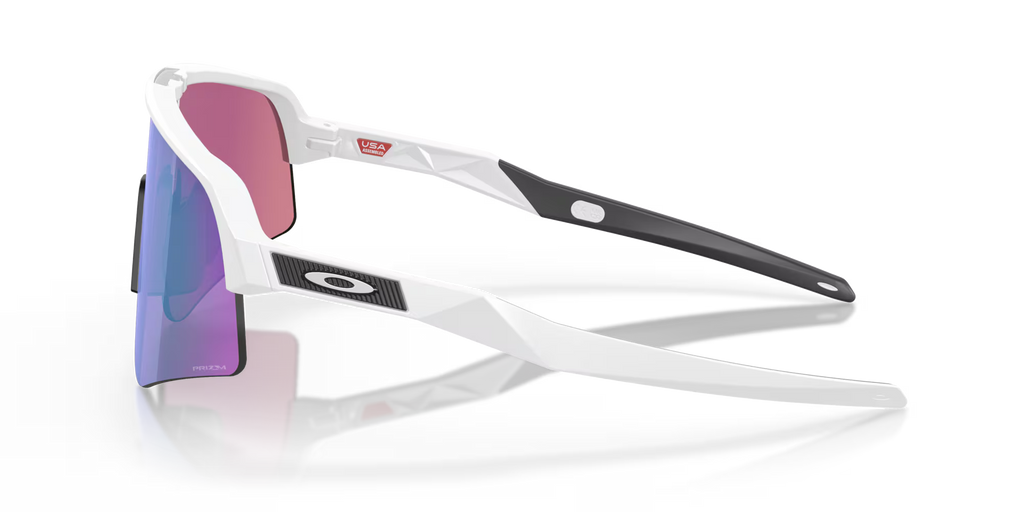 Occhiali da sole sportivi Oakley Sutro Lite Sweep Matte White Prizm Road Jade, vista laterale con montatura bianca opaca e lenti Prizm Road Jade.